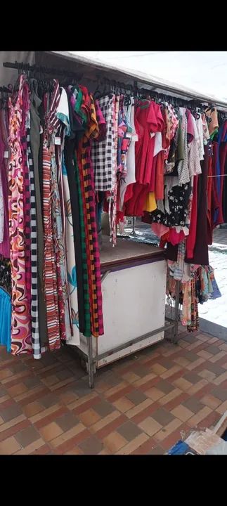 Banca de roupas 
