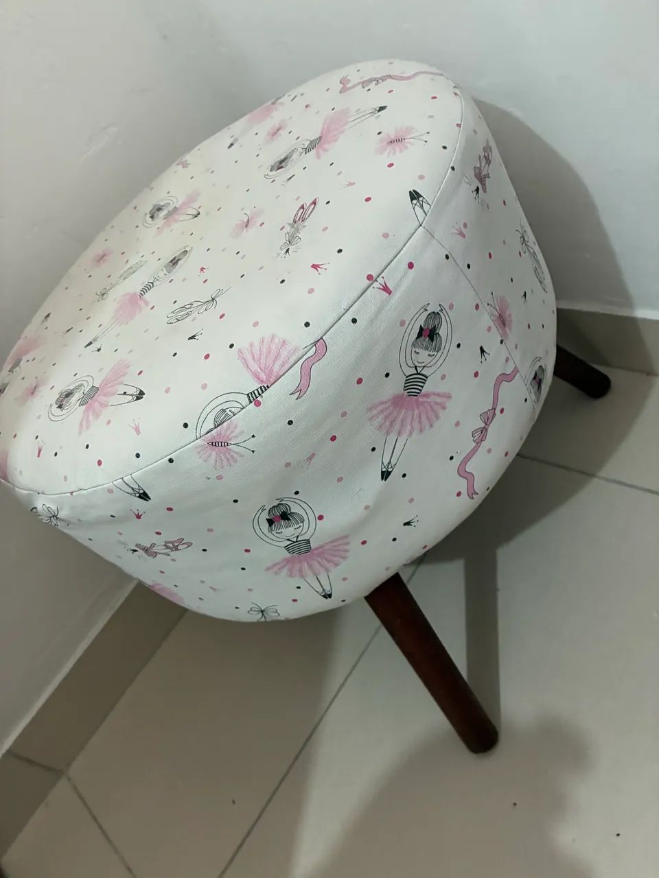 Banco menina