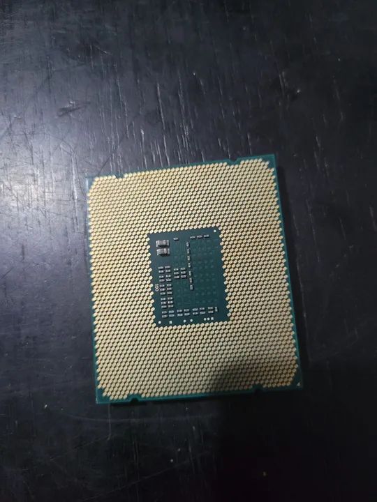 Processador intel xeon E-2630V3 SR206 2.40GHz LGA771 funcionando perfeitamente. - Foto 4