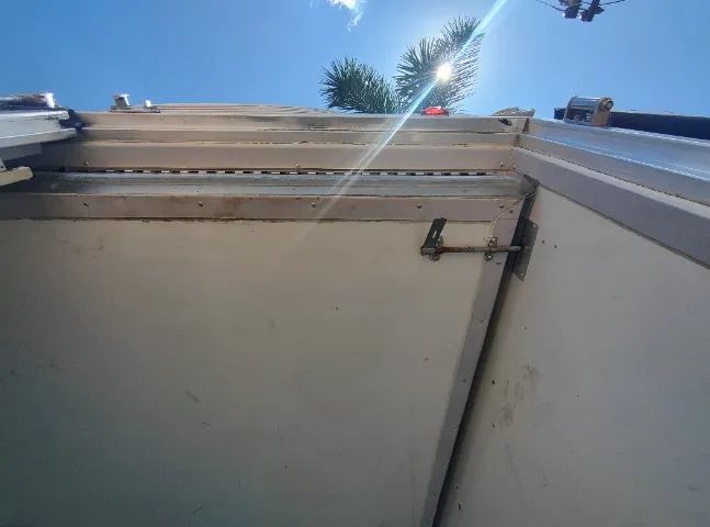 Iveco Daily 35150/21/22 baú frigorífico aparelho pra congelado  - Foto 12