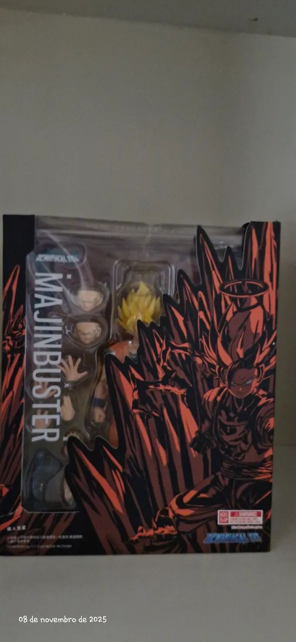 Figuarts goku majin buster DF.