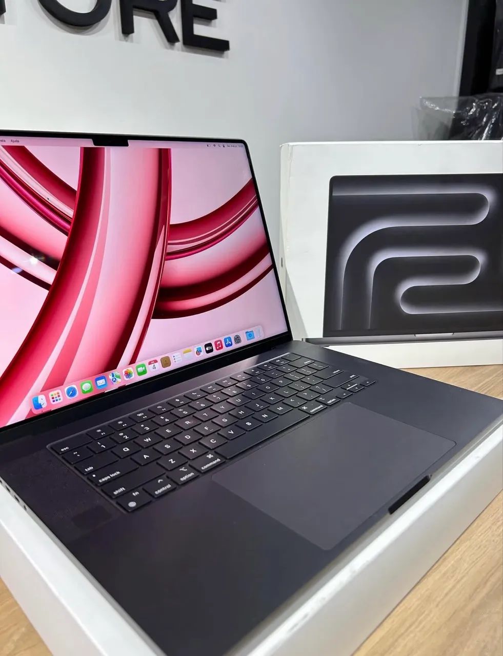 MacBook Pro 16 inch M4 Pro | 24GB | 512 SSD - Notebooks - Lagoa