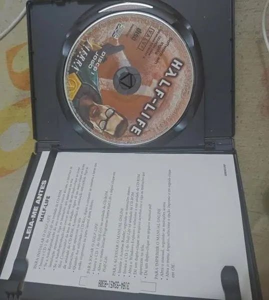 JOGO HALF LIFE - Foto 4