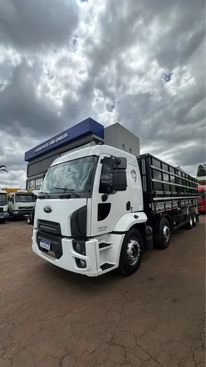  Cargo 3031 8x2 2019 Granel ou chassi 