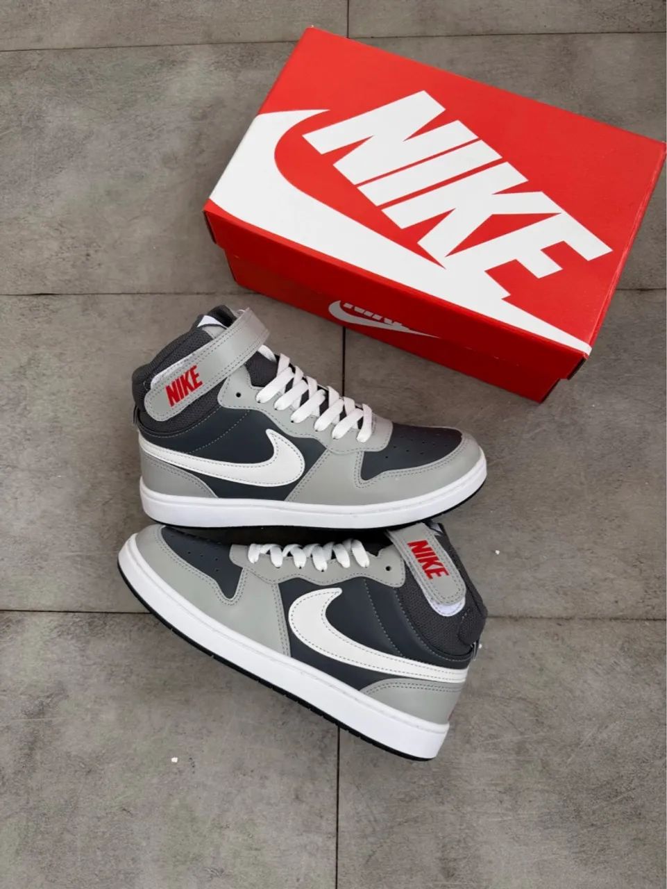 Tênis Nike Mid Borough 