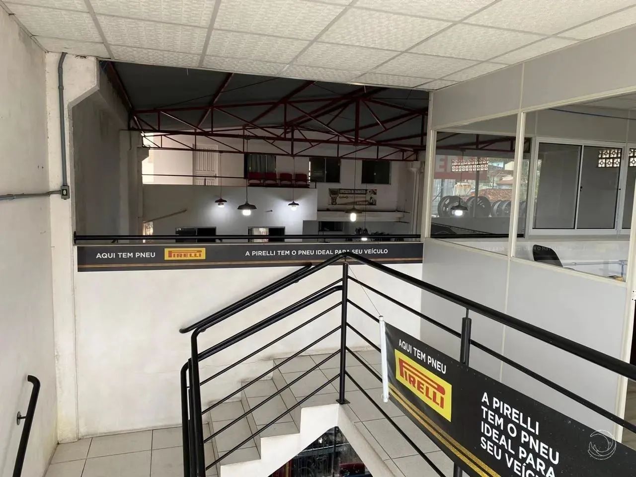 Loja para Venda em Florianópolis, Pantanal, 2 banheiros, 2 vagas - Foto 4