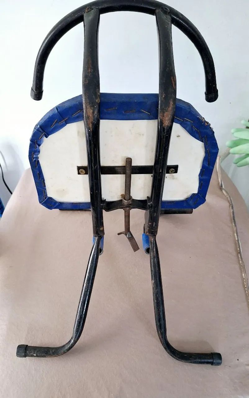 Assento Infantil em Metal com Almofada Azul - Foto 3