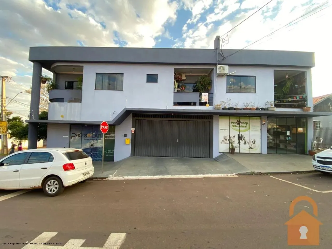 Residencial e Comercial para Venda em Campo Mourão, Centro, 3 dormitórios, 2 suítes, 1 ban