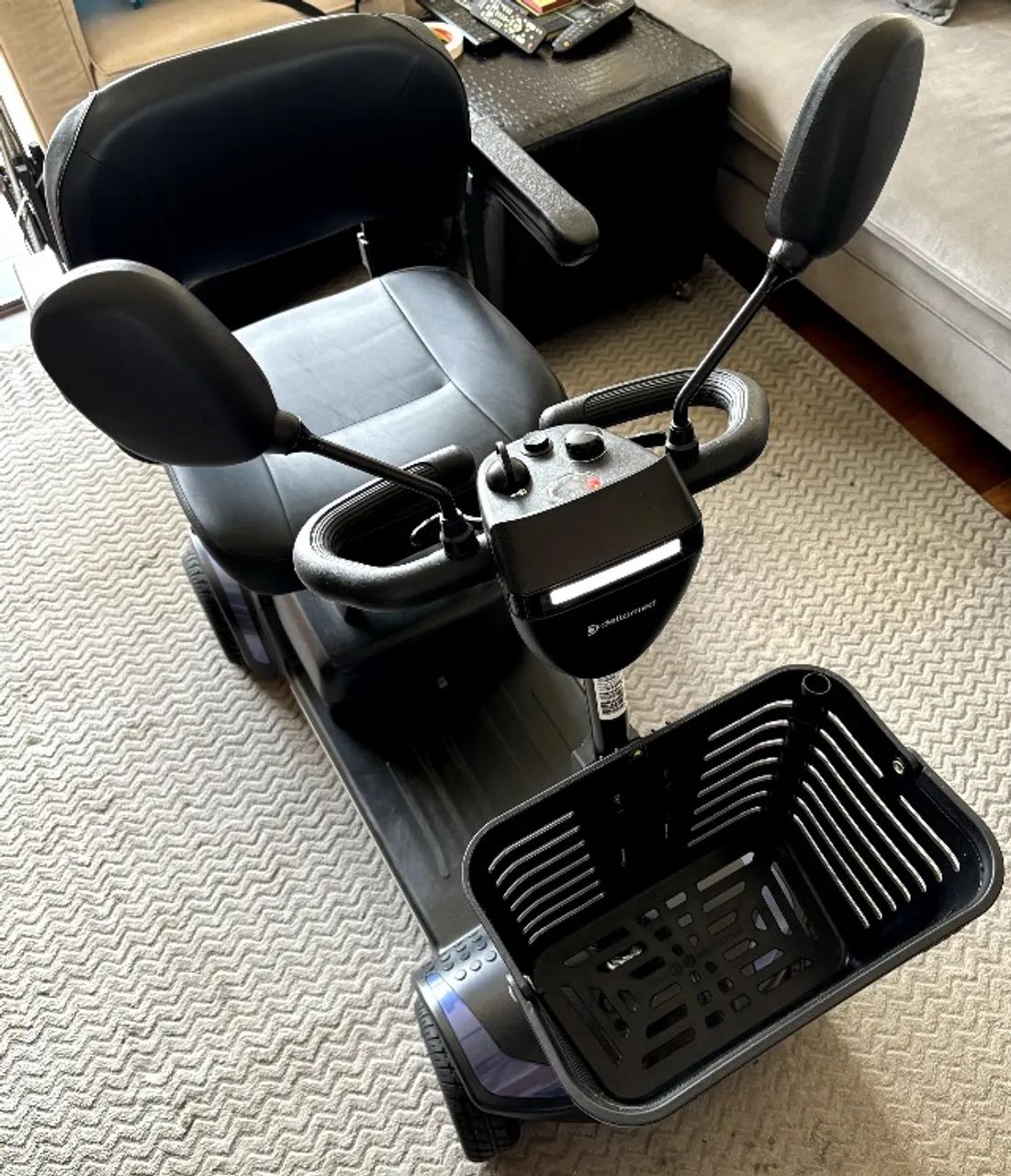 Cadeira De Rodas Motorizada Dellamed Scooter Lb