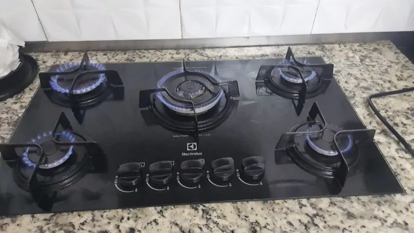 FOGÃO COOKTOP ELETROUX SUPER CONSERVADO COM 5 BOCAS