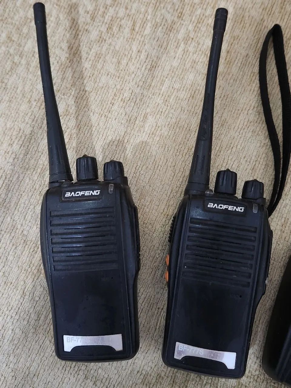 2 Walkie Talkies Baofeng BF-777S