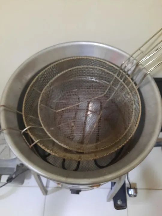 Fritadeira Eletrica A Oleo/Agua/Sal 24 Lt. - Foto 4