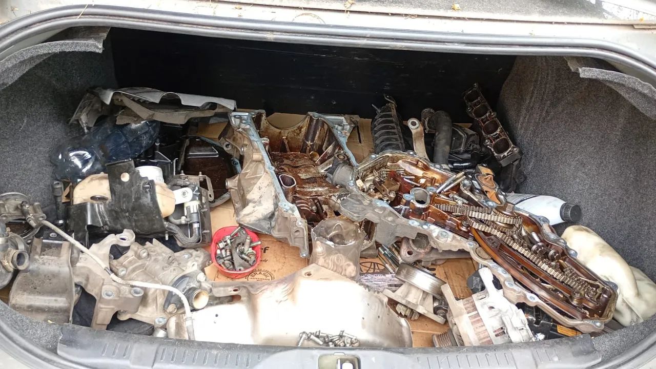 Nissan Sentra 2.0 - Foto 2