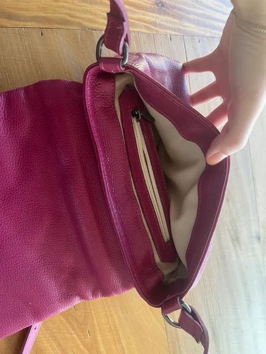 bolsa transversal vinho couro legítimo  - Foto 3