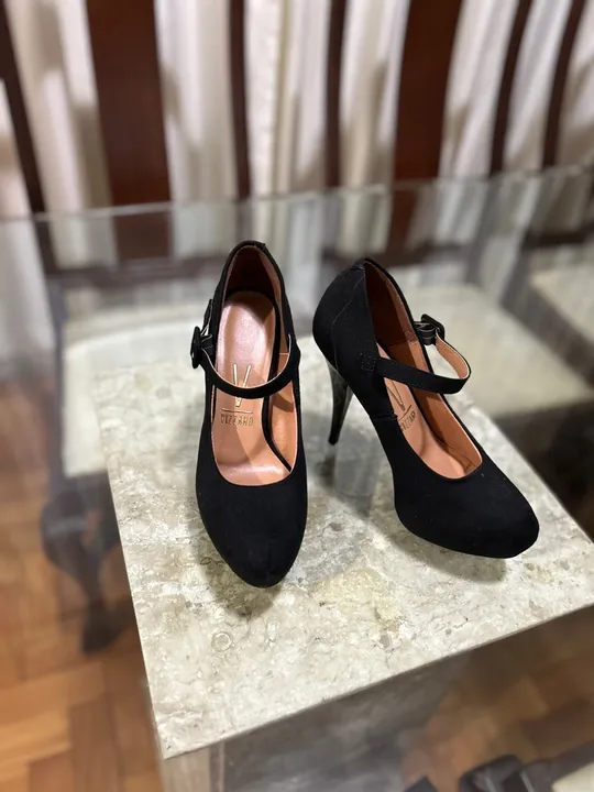 Sapato Boneca Preto de Salto Alto