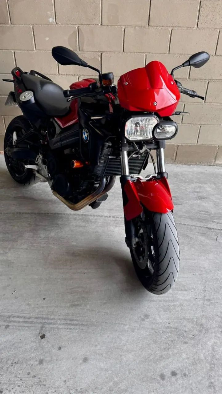 Excelente moto para cidade e estrada, muito torque e econômica 