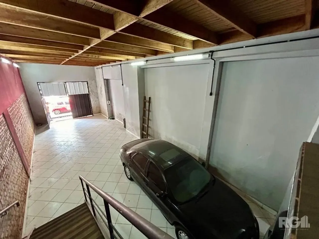 Casa comercial para locação no Bairro Floresta