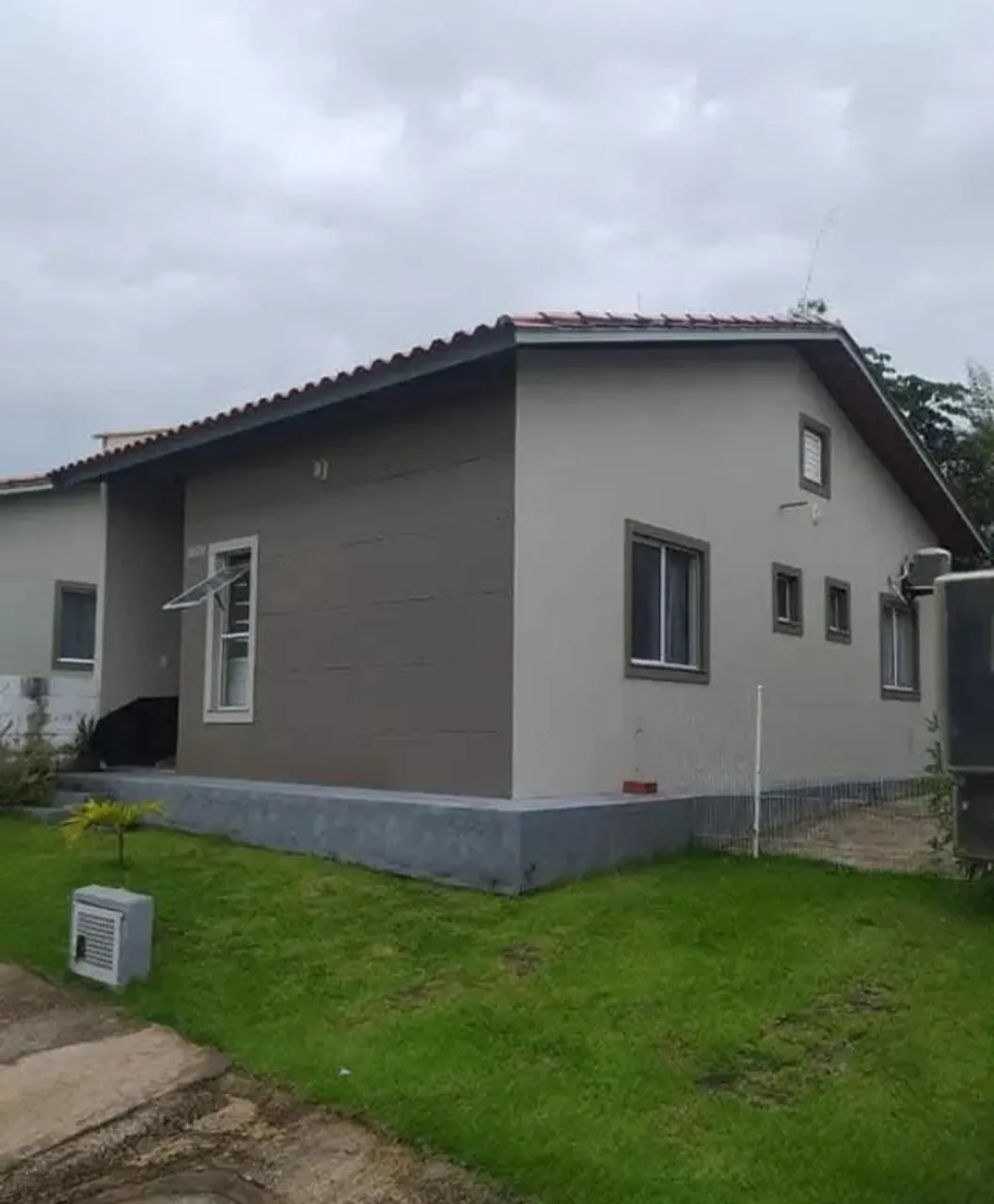 Alugo casa no condomínio Boulevard 1