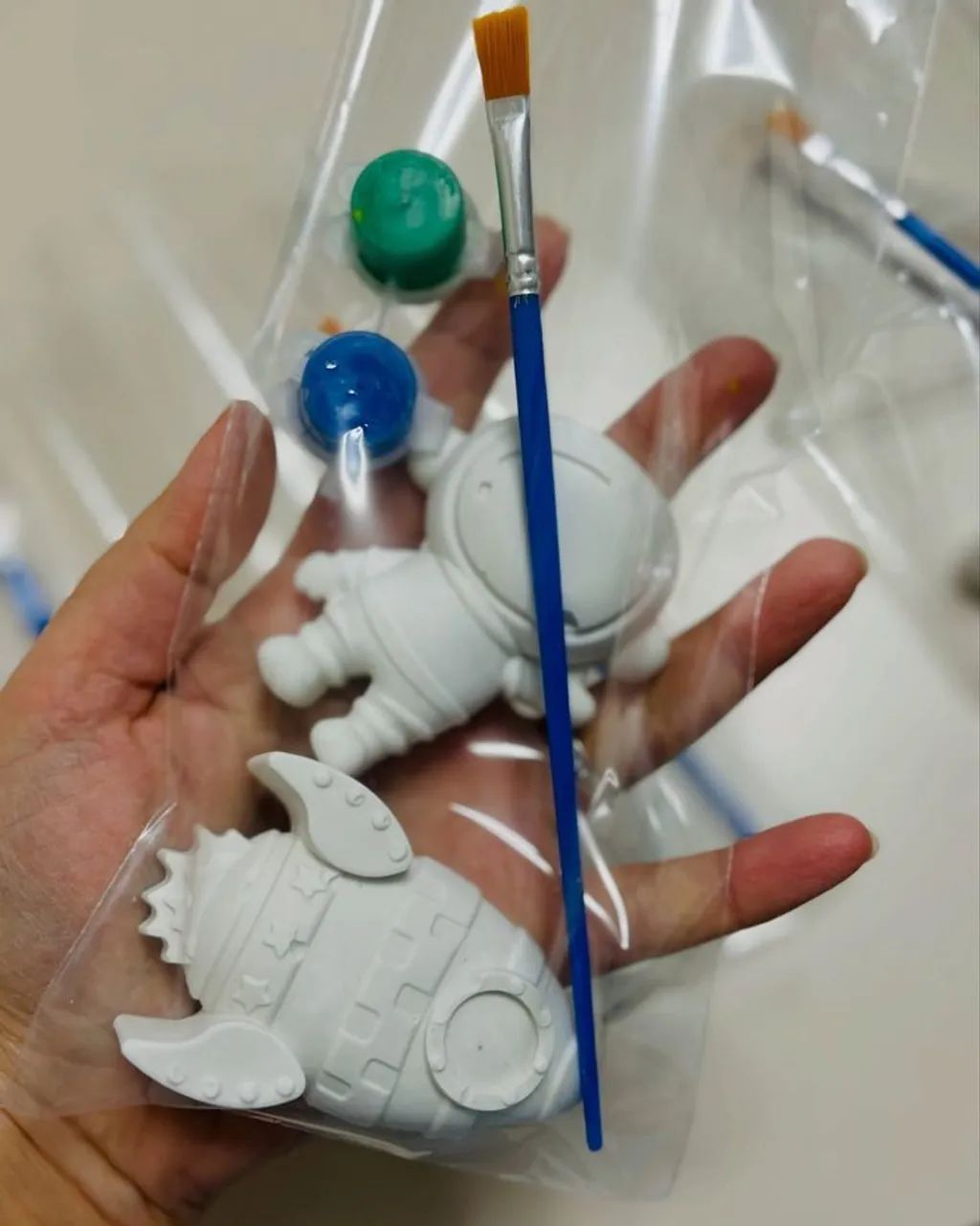 Peças de Gesso | Kit de pintura + tintas + pincel  - Foto 3