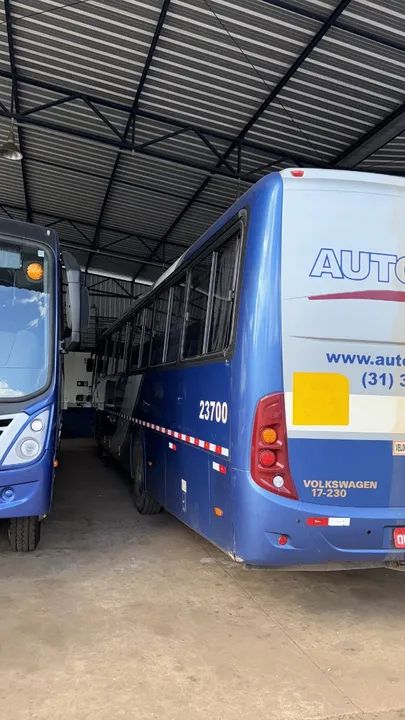 Ônibus motor dianteiro Ano 2018/19   /17230 VW e 1721 MB - Foto 2