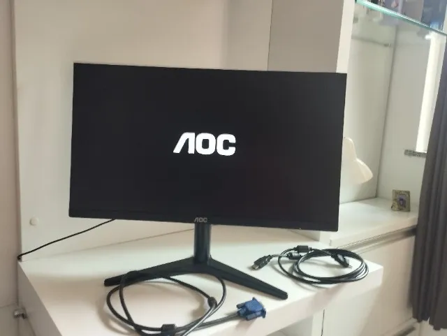 Monitor 22" AOC