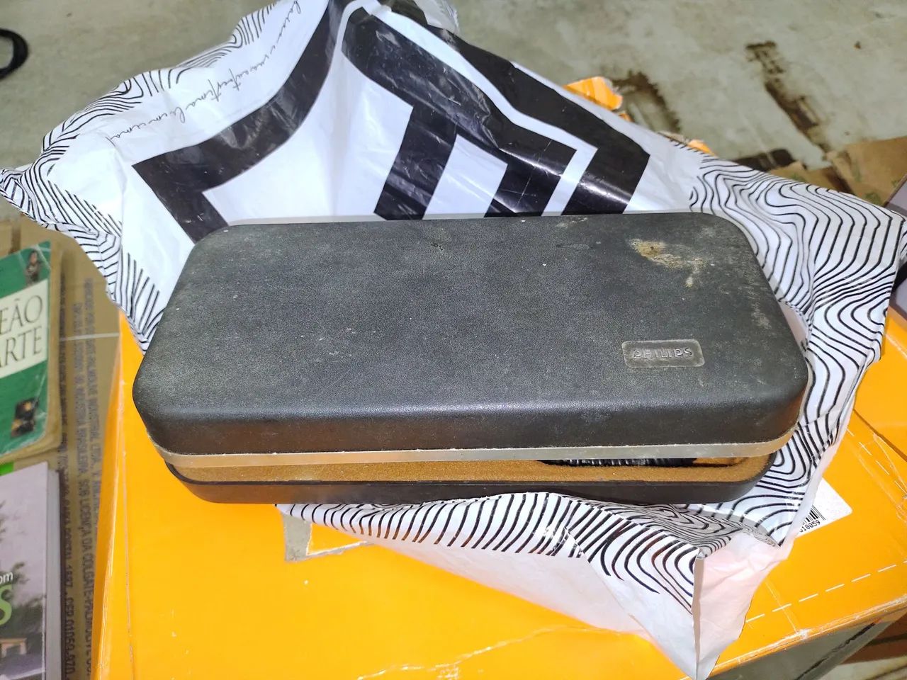 Barbeador Philips Antigo, ainda tenho a caixa. - Foto 4