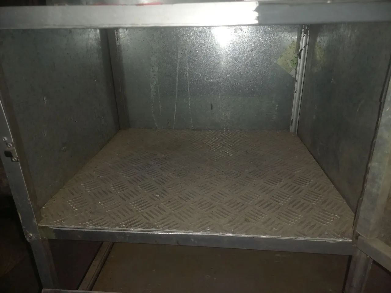 Venda de um bom carrinho de lanche com capacidade de obter na vitrine mais de 200 lanches. - Foto 3