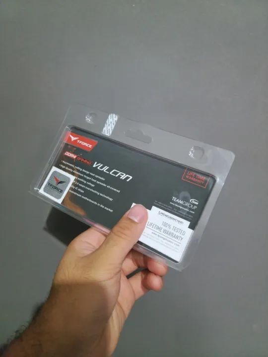 Memória Ram T-Force Vulcan Pichau, 8GB, DDR4, 2666MHz, Vermelha - USADA - Foto 2