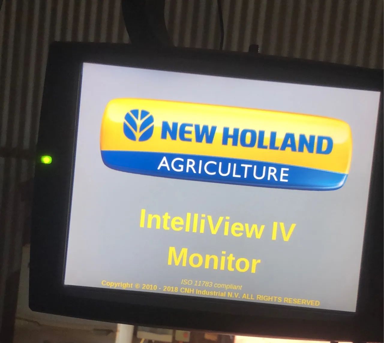 Monitor intelliview IV new holland 