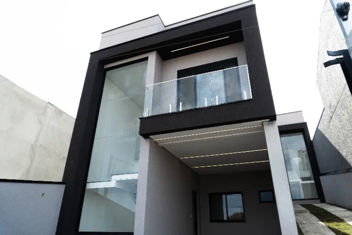 SOBRADO NOVO NO XAXIM - 3 QUARTOS C/ 1 SUÍTE