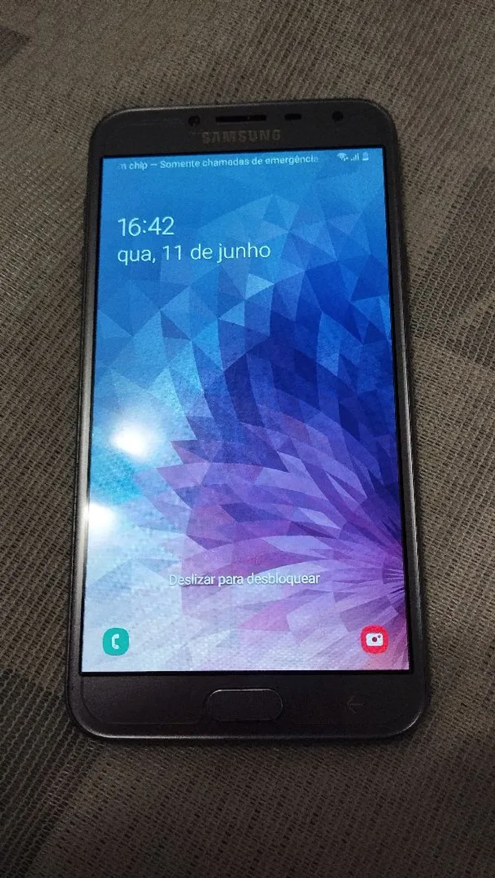Celular Samsung Galaxy J4