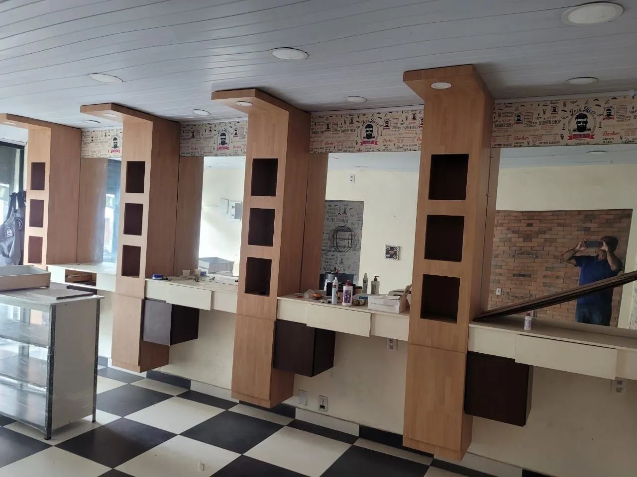 Balcão para Barbearia - Pouquíssimo uso 