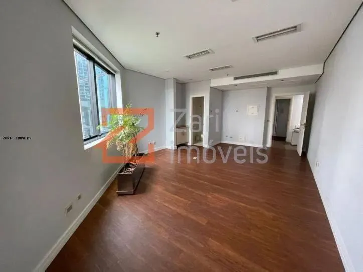 VENDO SALA COMERCIAL IMPERIAL BERRINI, SALA DE 155 M², MOBILIADO.
