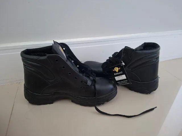 Par de botas Kallucci NUNCA USADAS - Foto 3