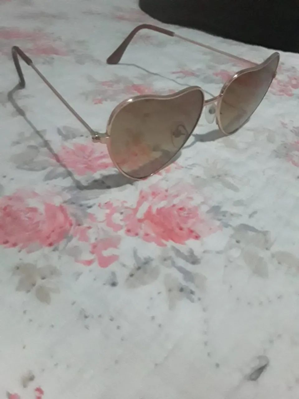 Óculos de Sol Infantil em Formato Coração. - Foto 2