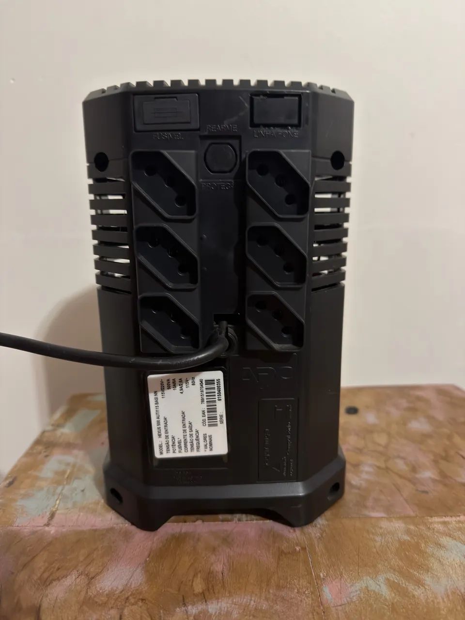 Estabilizador - APC HEXUS 500 Va  - Foto 3