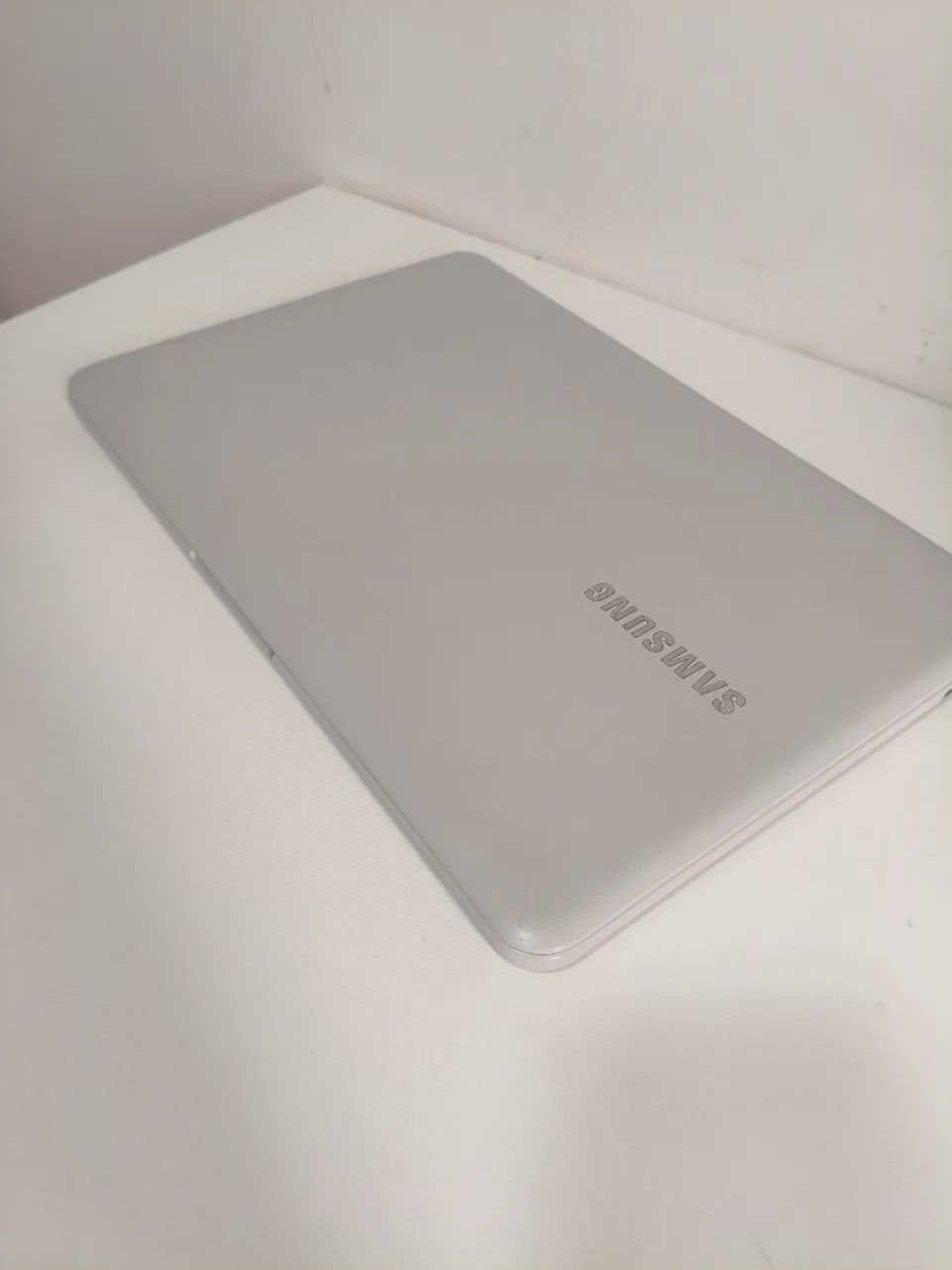 Notebook Samsung rápido grande  - Foto 4