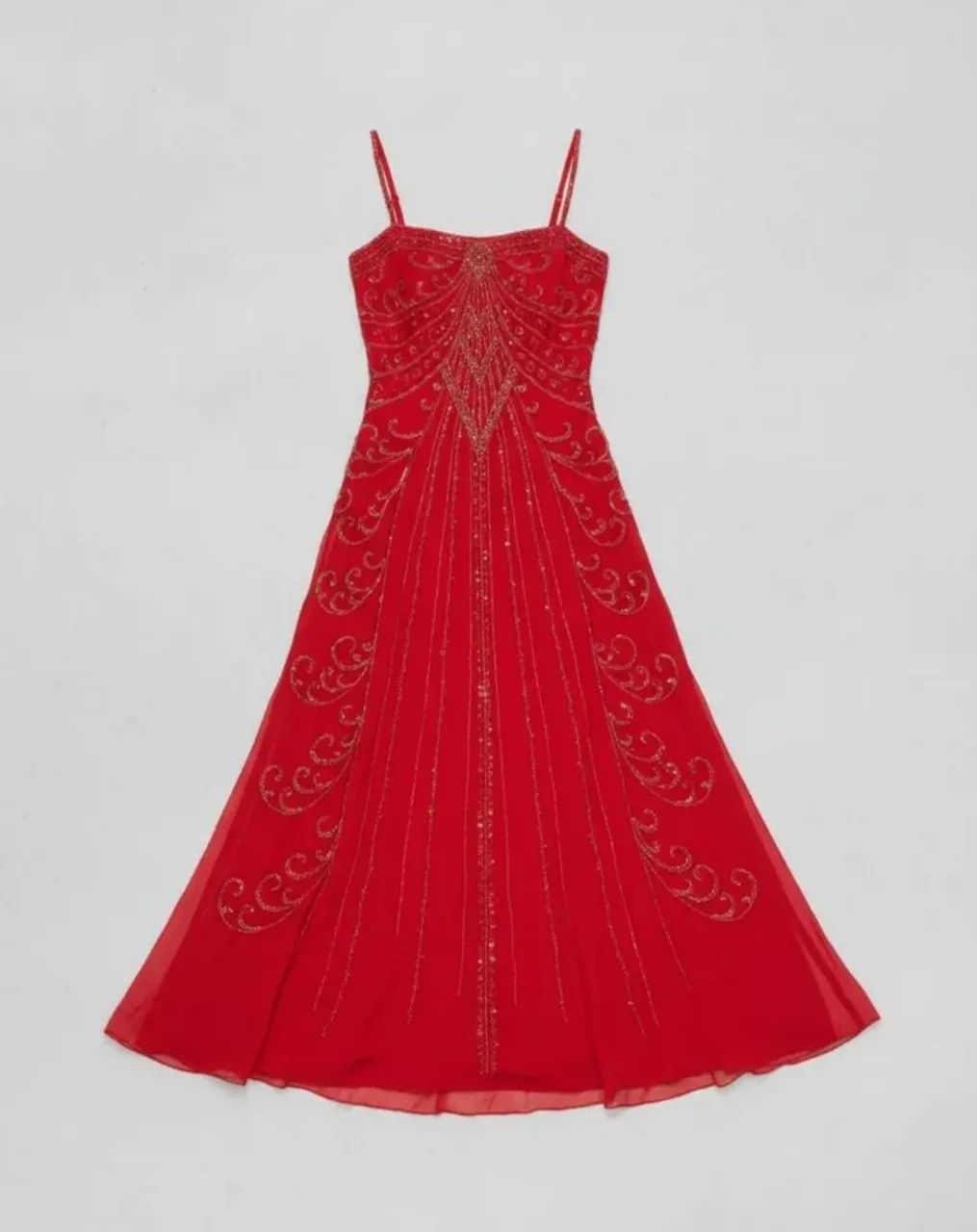 Vestido Vermelho Bordado  - Foto 3