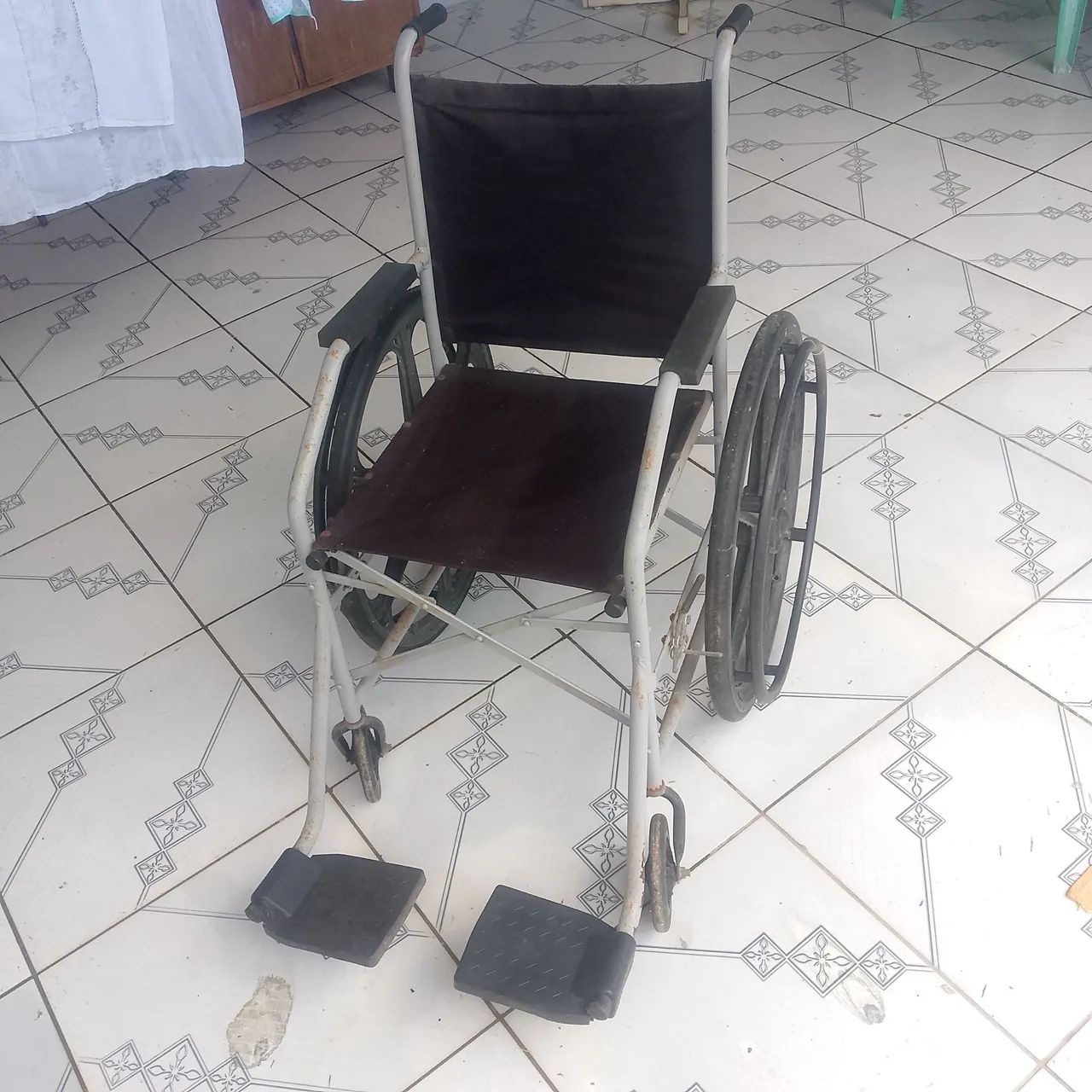  cadeira de roda - Foto 3
