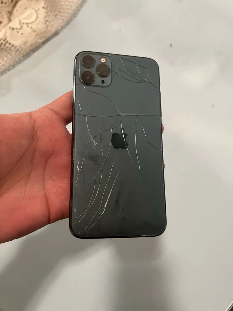 iPhone 11 Pro Max 64Gb - Foto 2