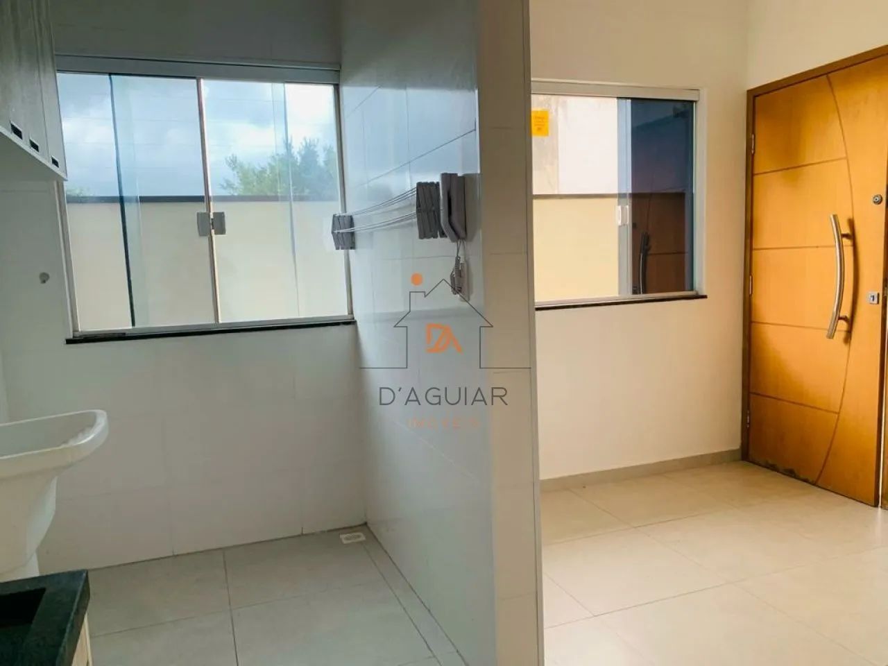 Casa em condomínio para locação na Vila Mazzei com 40 m² e 1 dormitório/quartos.
