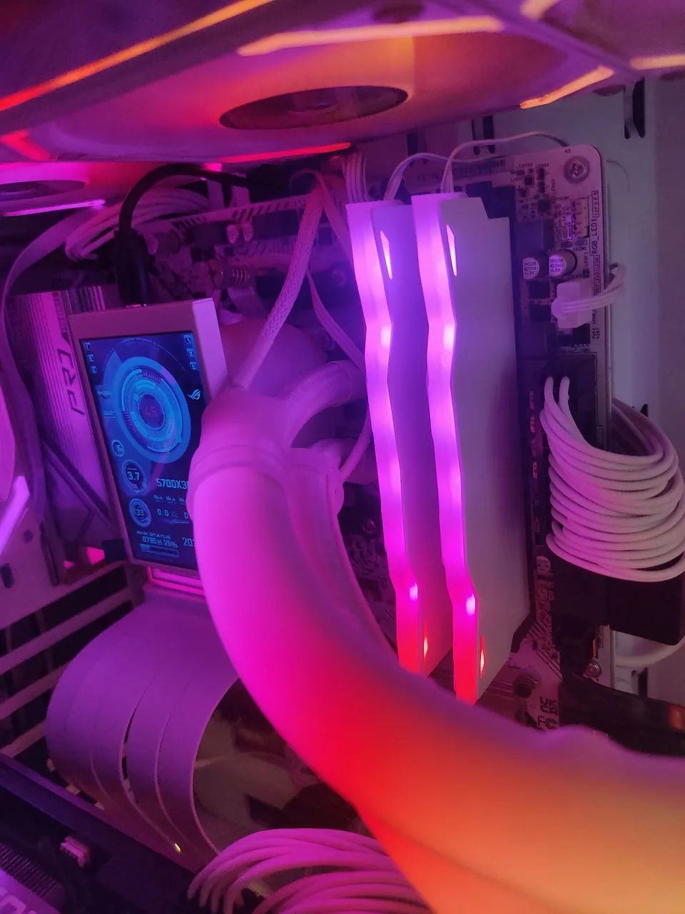 memória ddr4 32gb RGB 3200mhz