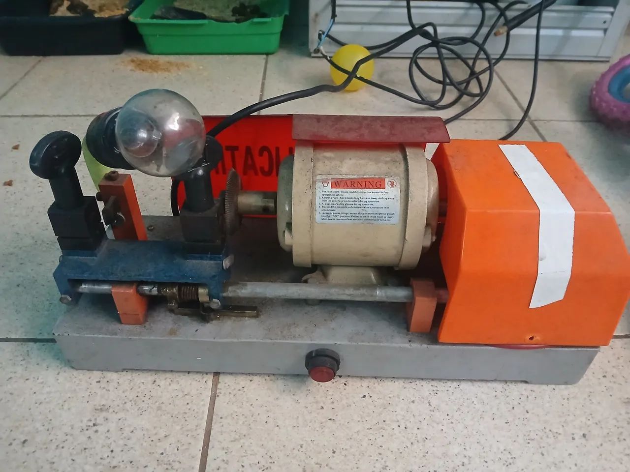 Maquina de cortar chave  - Foto 2