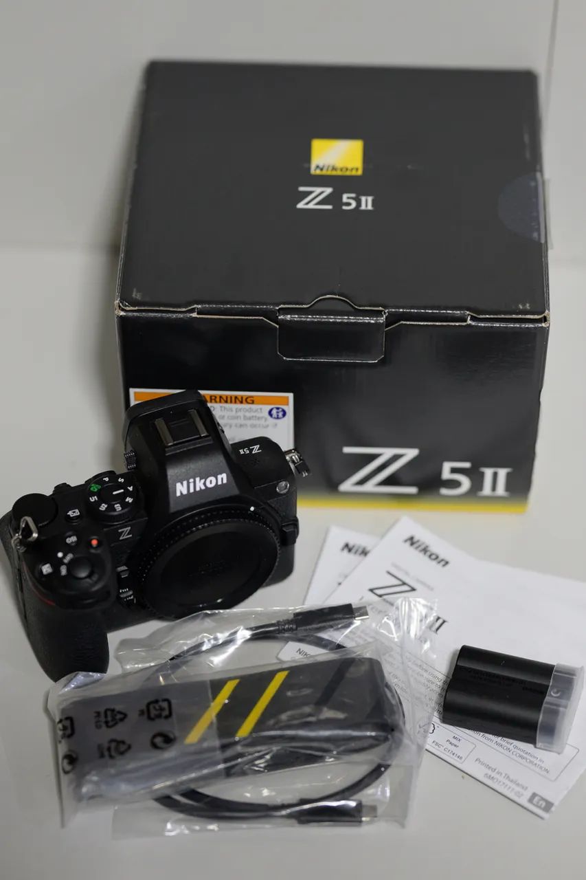 Nikon Z5II com apenas 200 clicks usada - Câmeras e Filmadoras