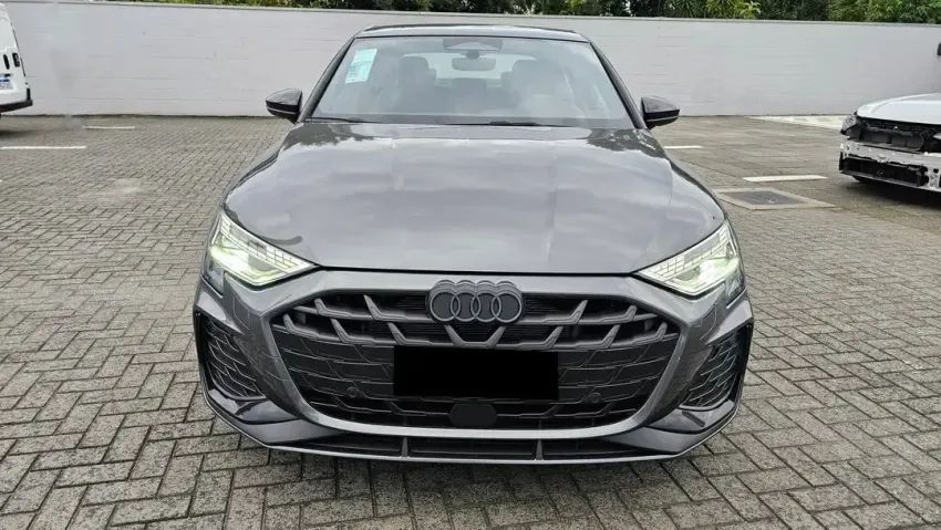 Audi A3 Sed.perf. Black 2.0 TFSI S-tronic 2026