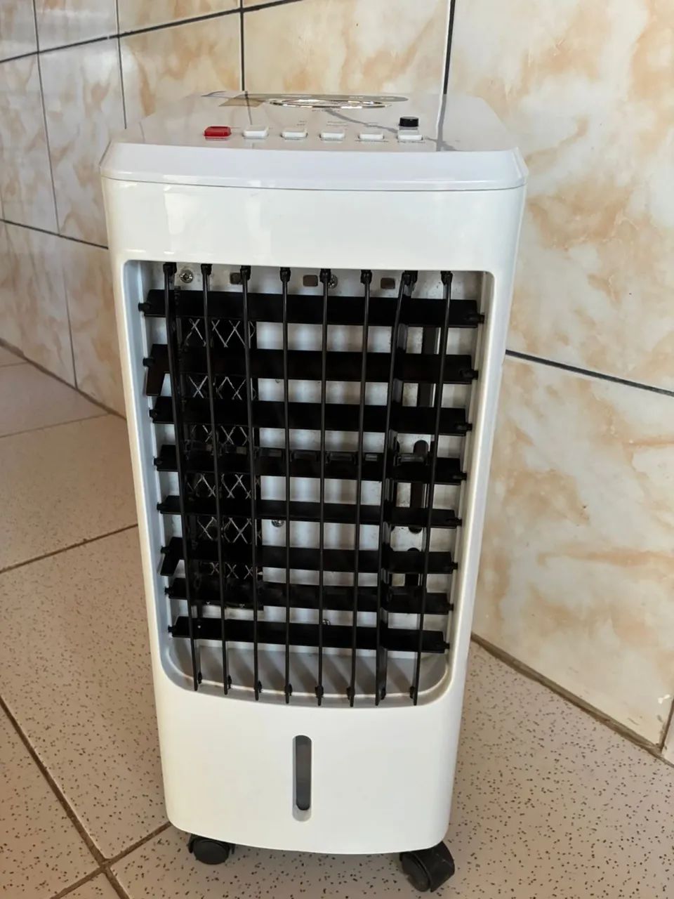 Climatizador De Ar Britânia Bcl05fi 4 Em 1 3,2l Cor Branco - Foto 3
