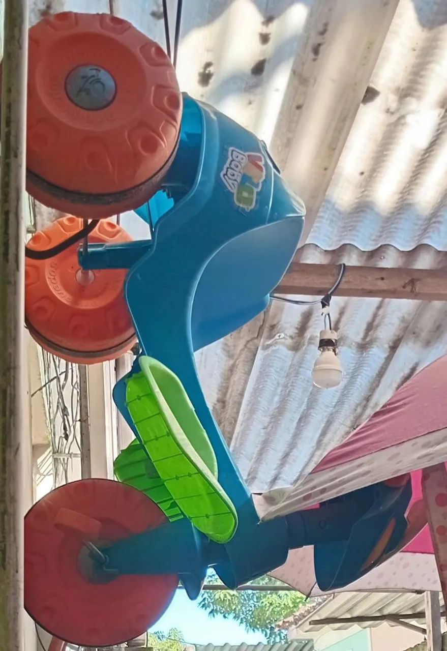 Motoca bandeirantes 
