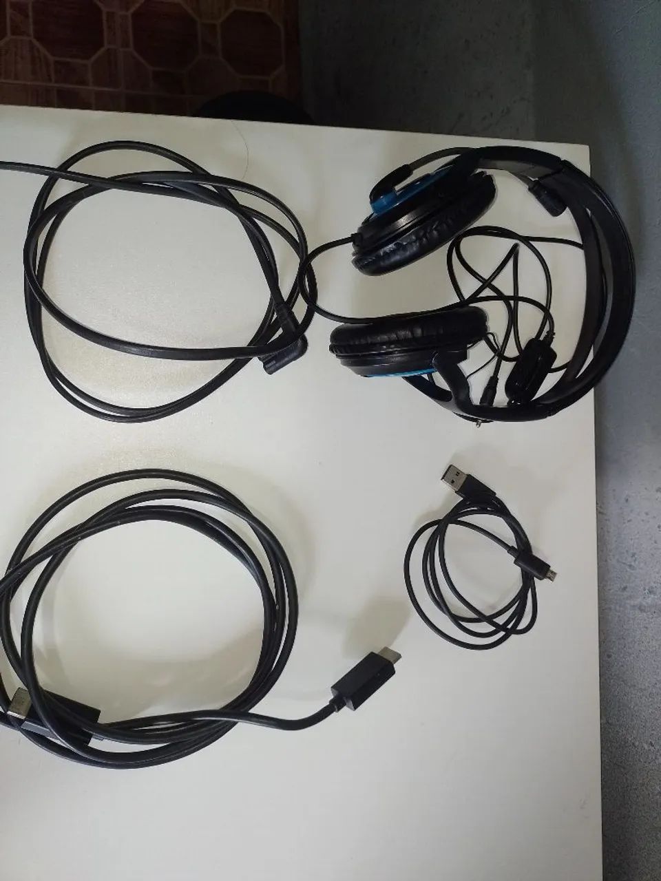 Vendo PS4 SLIM - Foto 2
