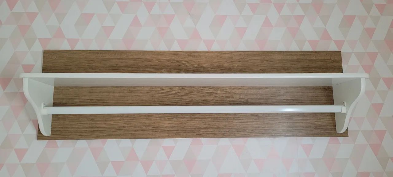 Prateleira com varão - quarto bebê  - Foto 2
