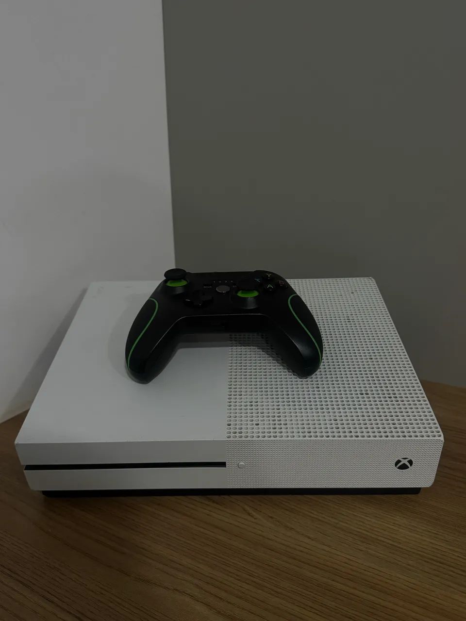 Xbox One S - 1 Terabyte - Foto 2